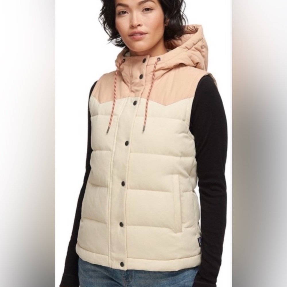 Patagonia Women’s Bivy Hooded Down Vest Oyster White Size S